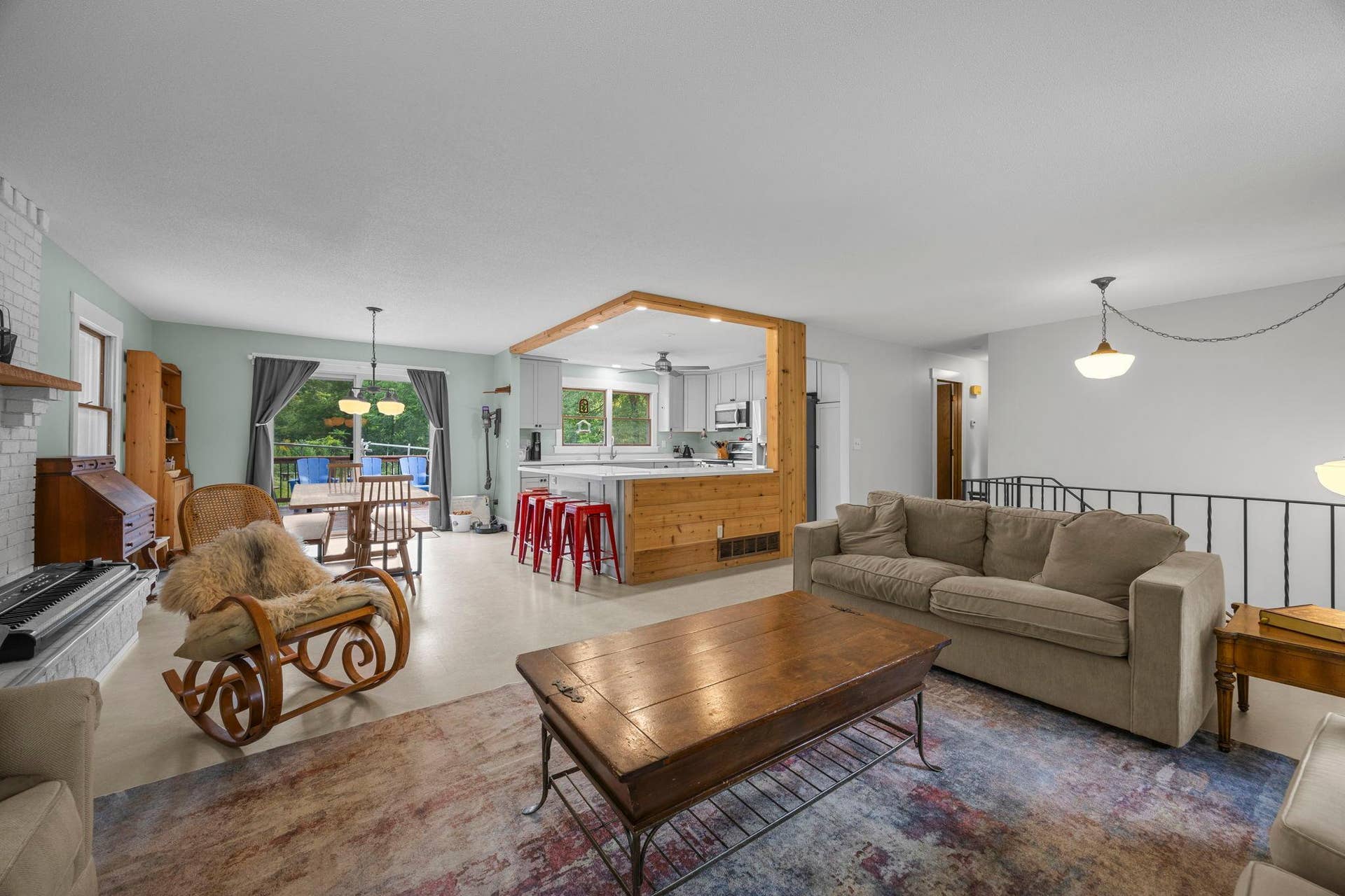 1373 Pine View Trail, Houlton, WI 54082 20-web-or-mls-1373 Pine View Trail -213.jpg