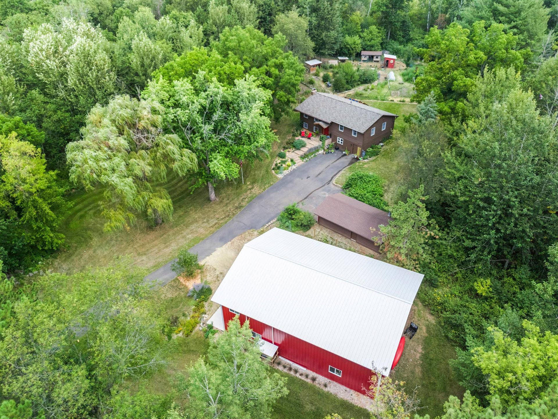 1373 Pine View Trail, Houlton, WI 54082 98-web-or-mls-1373 Pine View Trail -458.jpg