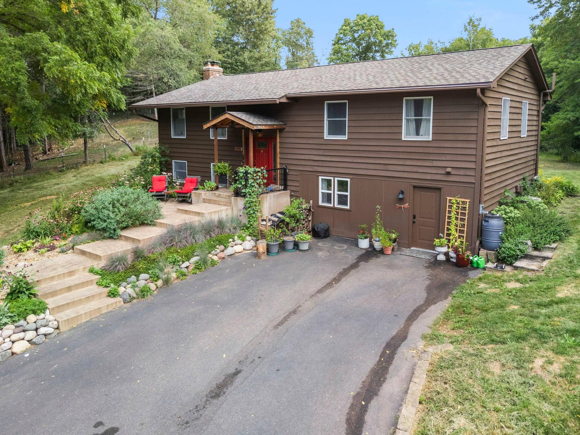 1373 Pine View Trail, Houlton, WI 54082 3-web-or-mls-1373 Pine View Trail -476.jpg