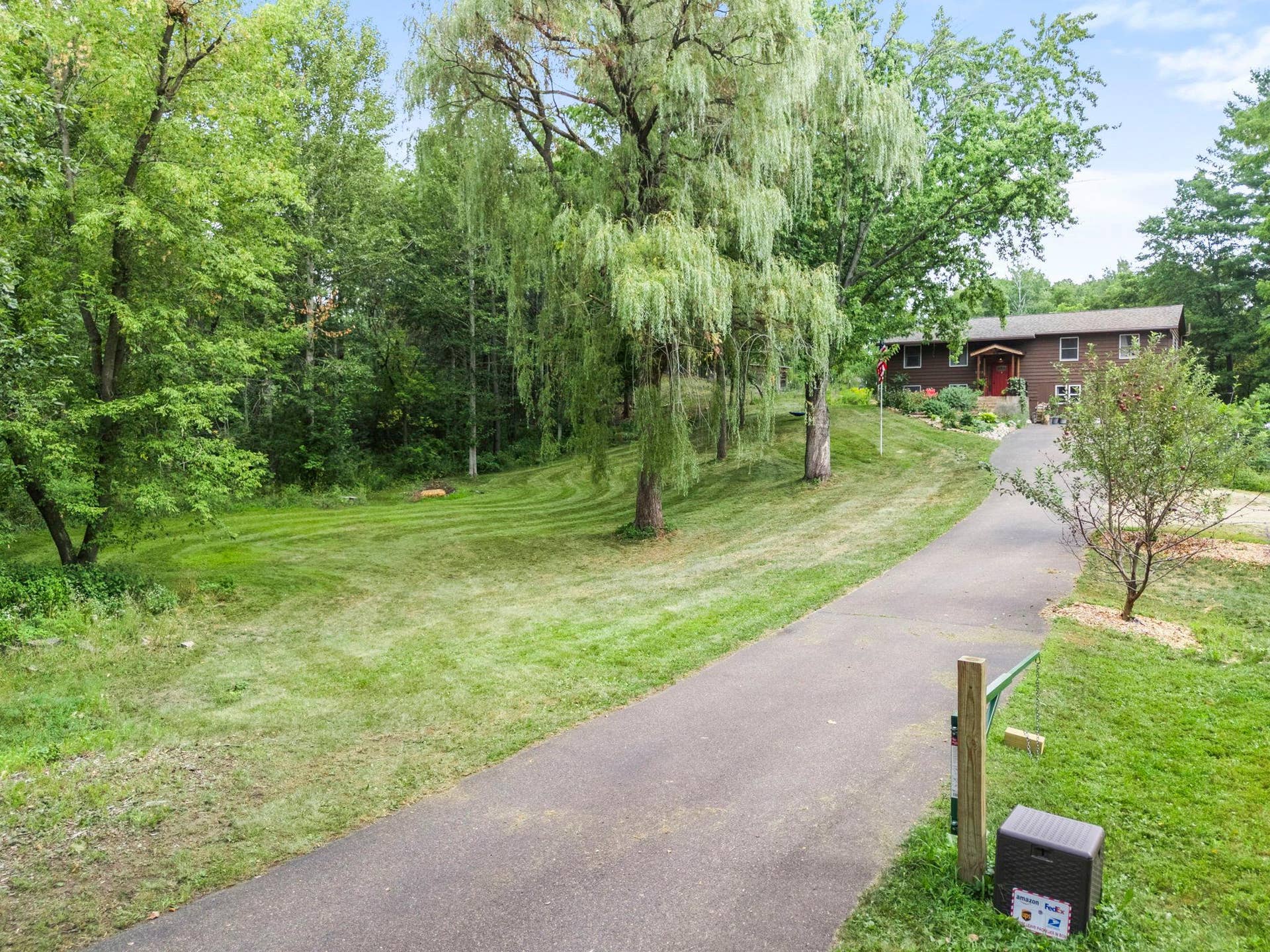 1373 Pine View Trail, Houlton, WI 54082 2-web-or-mls-1373 Pine View Trail -467.jpg