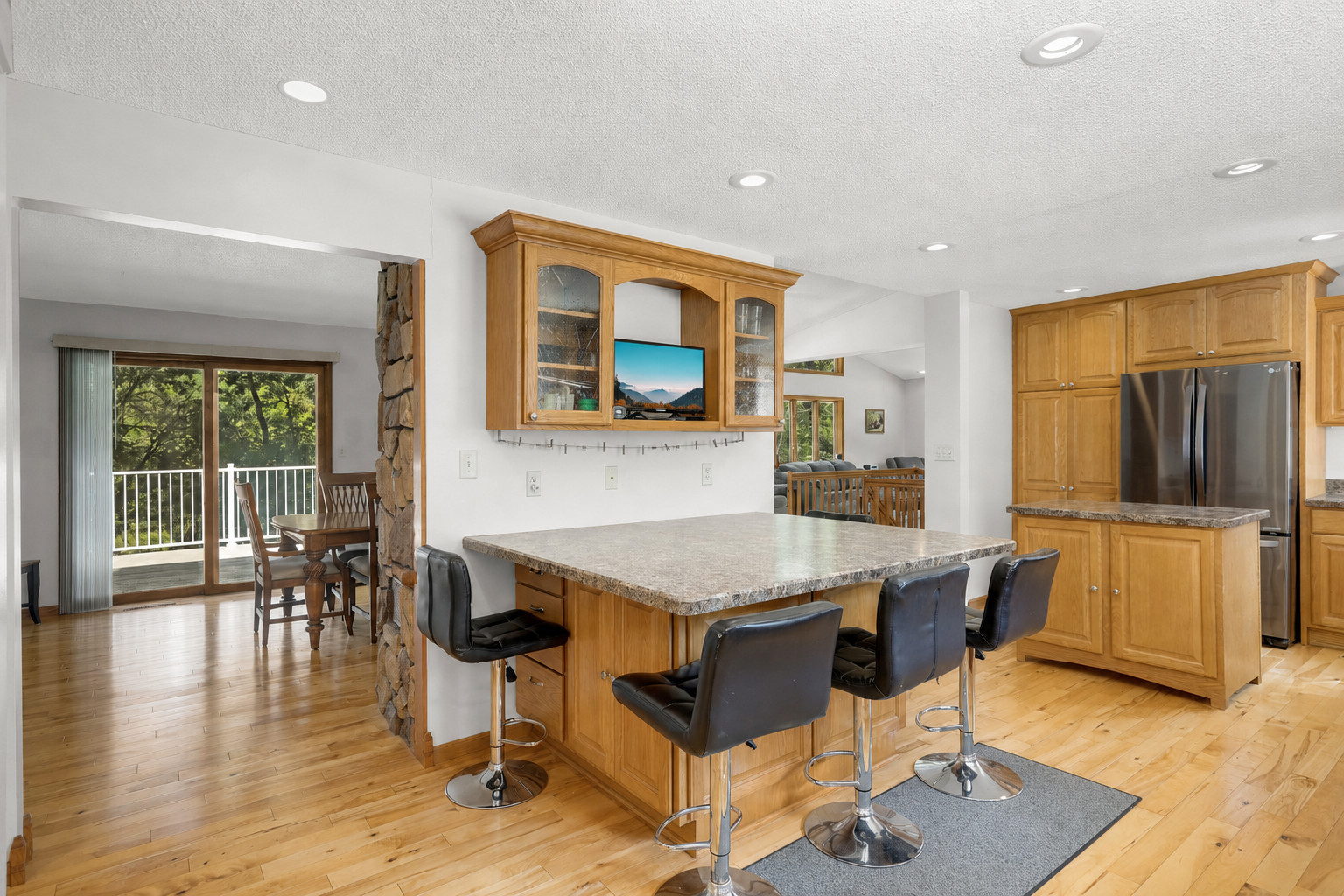12770 Homestead Drive, Hugo, MN 55110 Kitchen