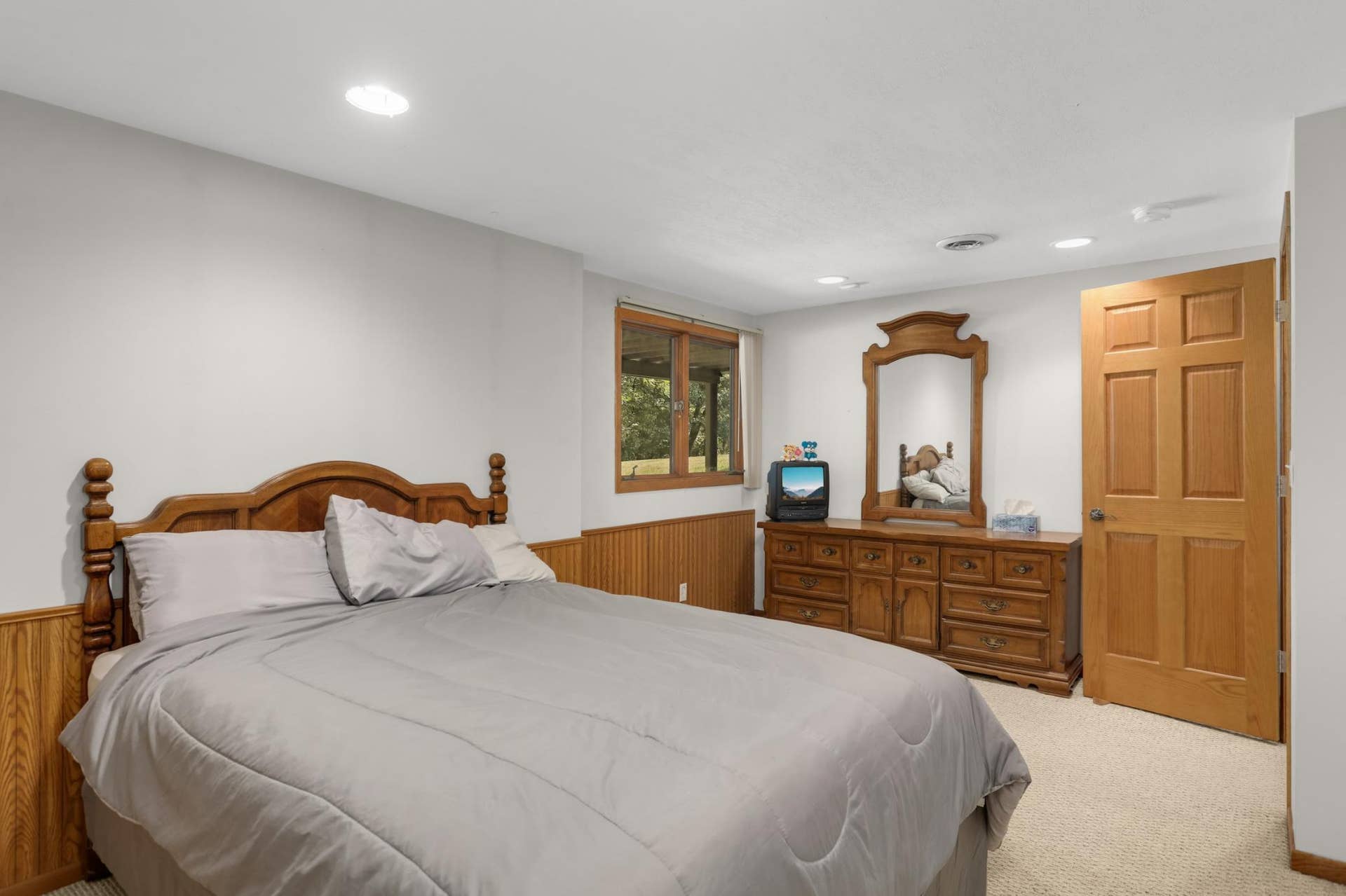 12770 Homestead Drive, Hugo, MN 55110 Lower level bedroom