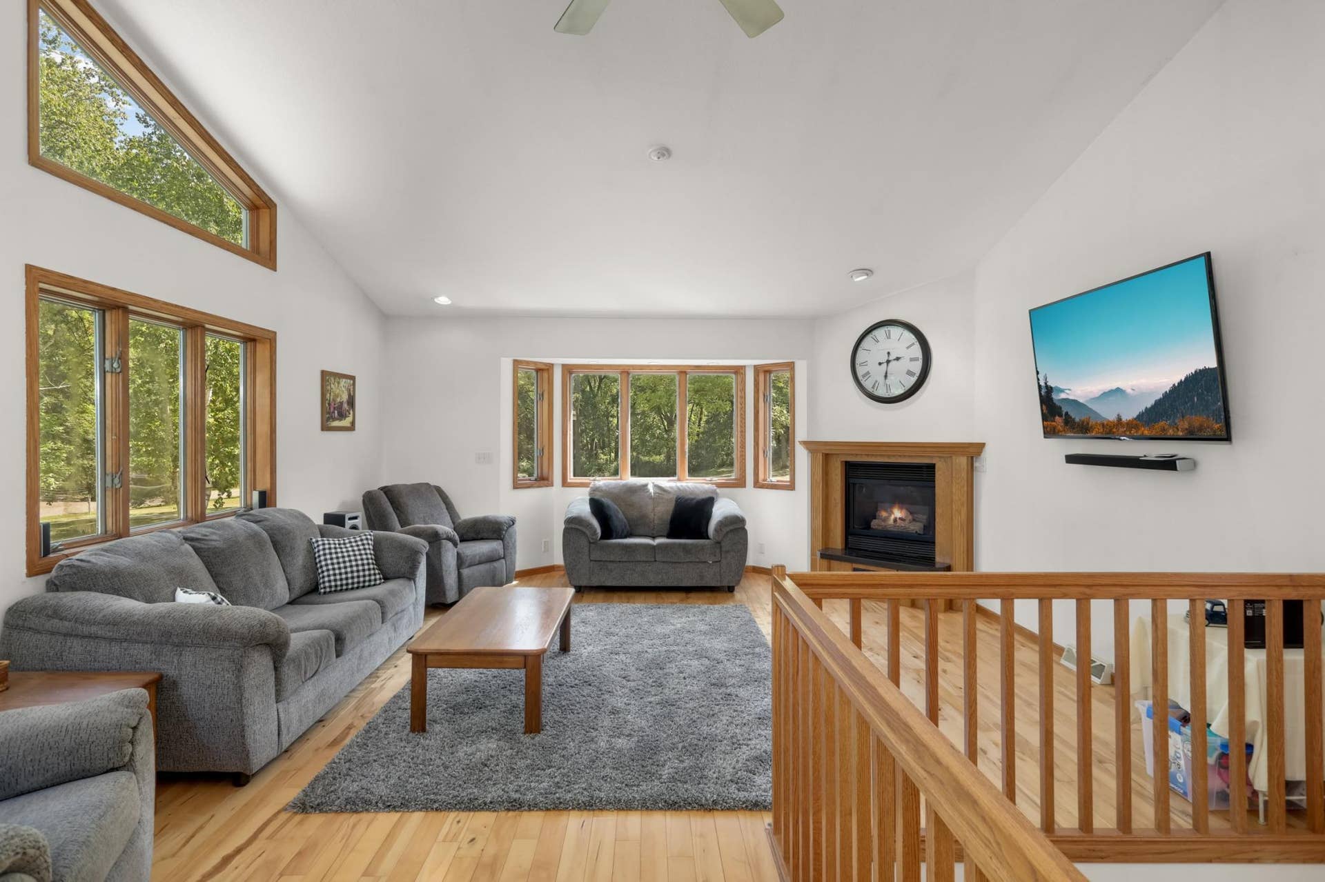 12770 Homestead Drive, Hugo, MN 55110 Living room