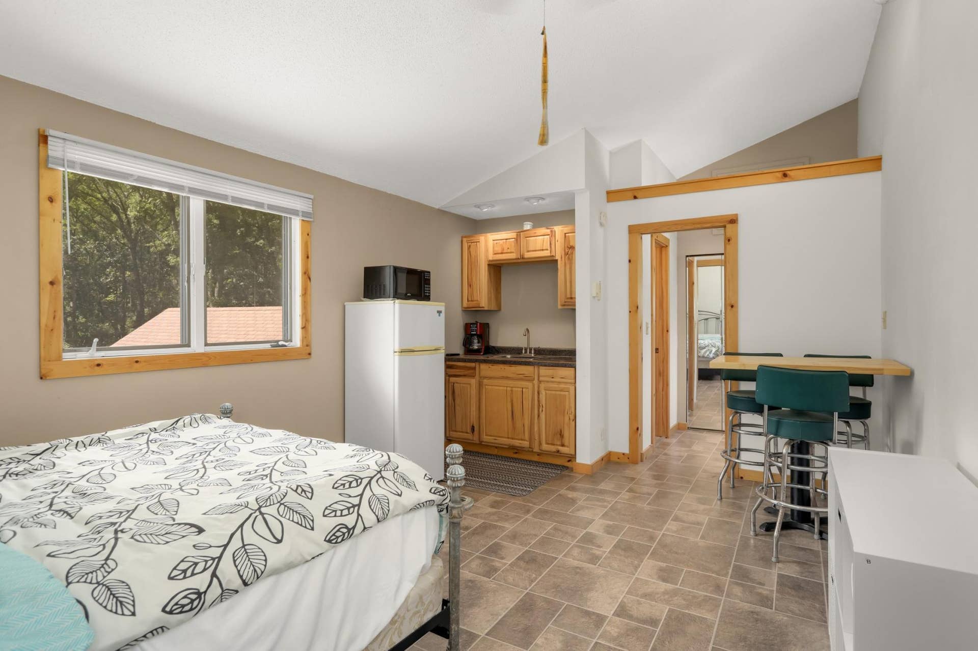 12770 Homestead Drive, Hugo, MN 55110 Apartment