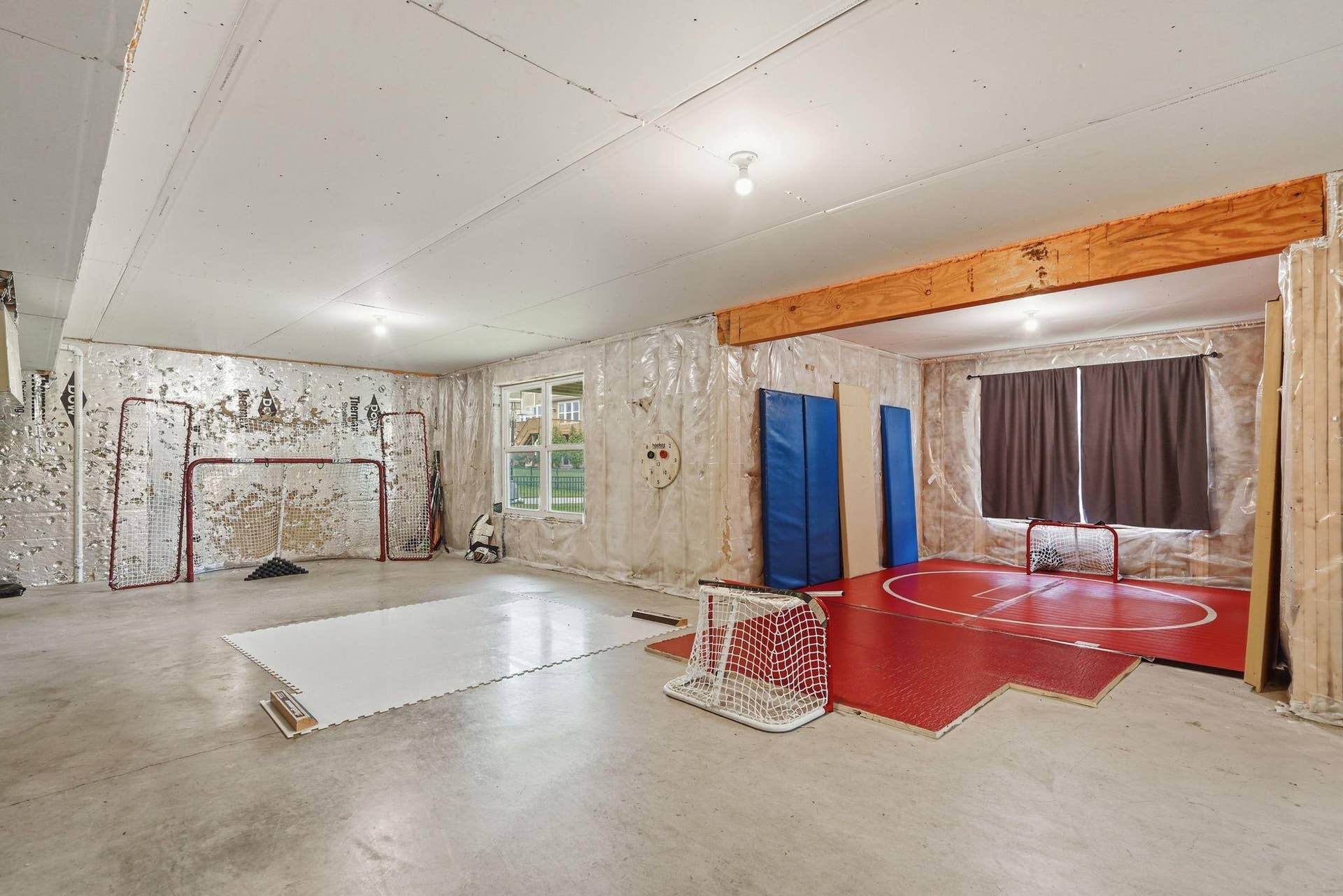 9324 Summerlin Road, Woodbury, MN 55129 9324 Summerlin Road, Woodbury, MN 55129