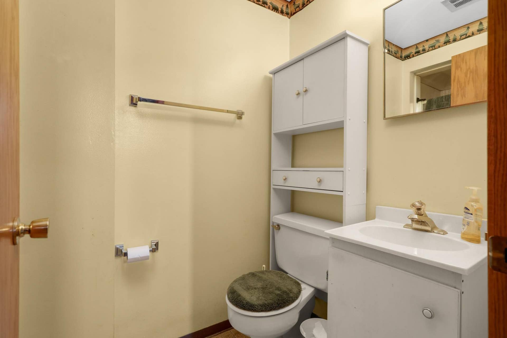 8033 Douglas Drive N, Brooklyn Park, MN 55443 Basement 3/4 bathroom.