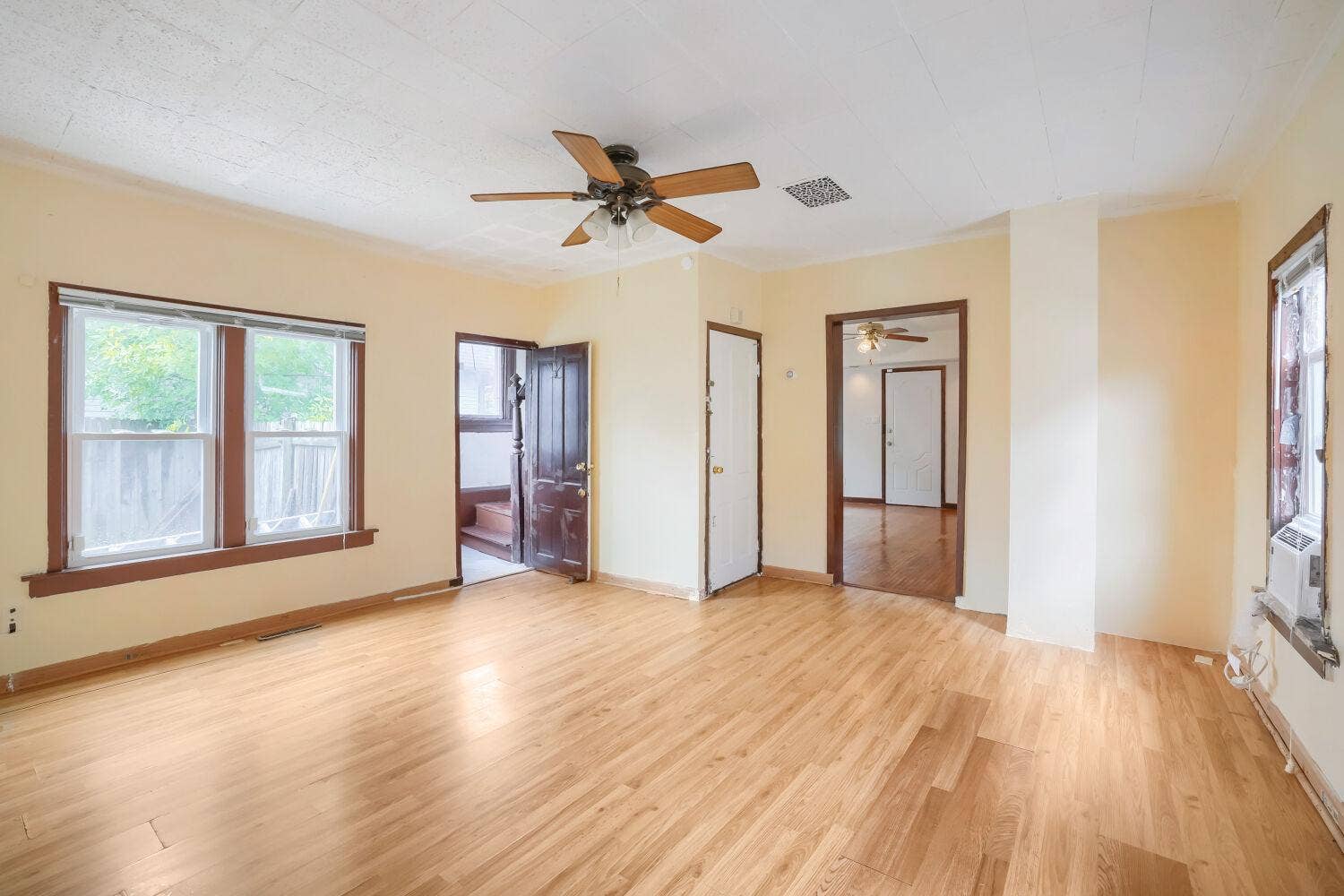 3102 Morgan Avenue N, 36, Minneapolis, MN 55411 3102 N Morgan Ave - Web Quality - 004 - 04 Dining Room.jpg