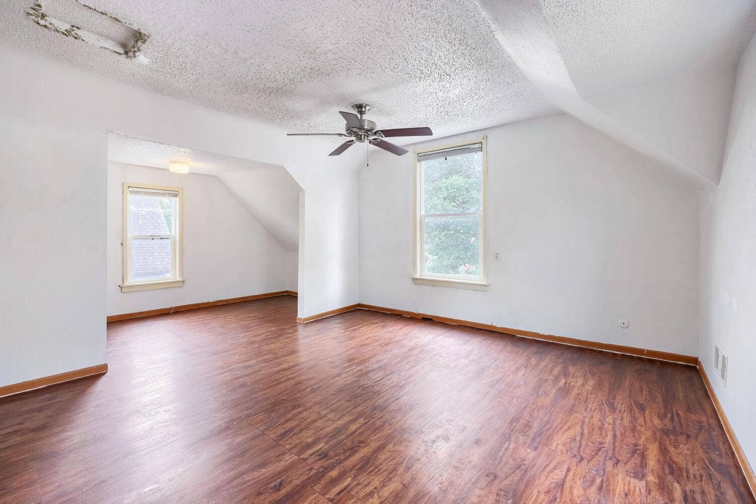 3102 Morgan Avenue N, 36, Minneapolis, MN 55411 3102 N Morgan Ave - Web Quality - 008 - 08 Primary Bedroom.jpg