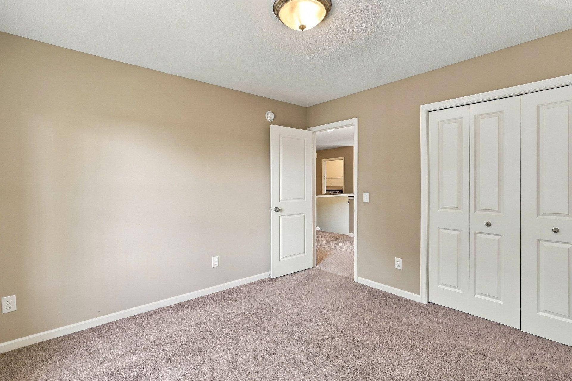 7662 Addisen Court, Inver Grove Heights, MN 55077 032_7662_addisen_ct_int_15_981.jpg