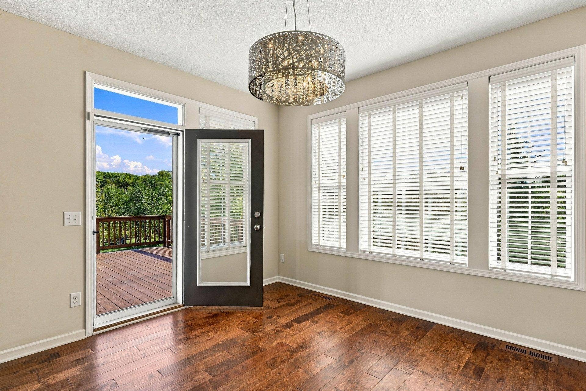 7662 Addisen Court, Inver Grove Heights, MN 55077 058_7662_addisen_ct_int_42_167.jpg