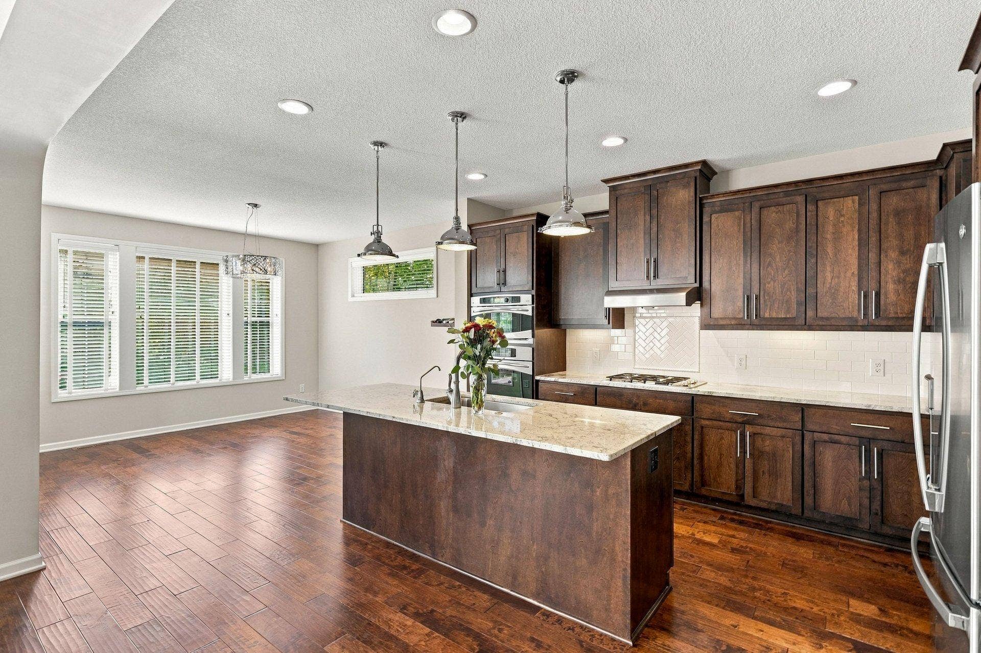 7662 Addisen Court, Inver Grove Heights, MN 55077 021_7662_addisen_ct_int_4_732.jpg