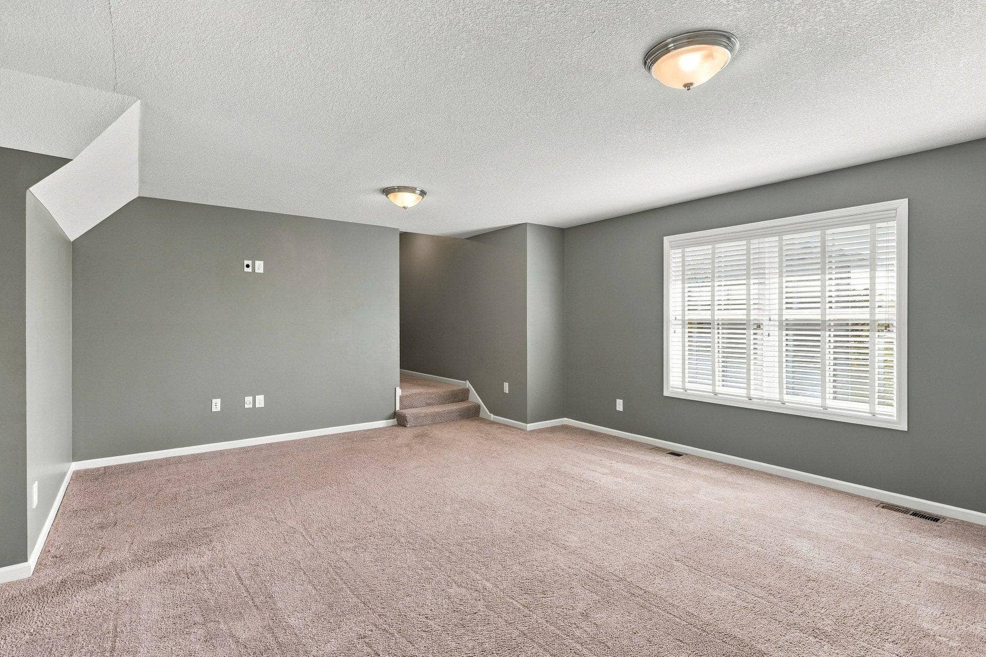 7662 Addisen Court, Inver Grove Heights, MN 55077 027_7662_addisen_ct_int_10_2.jpg