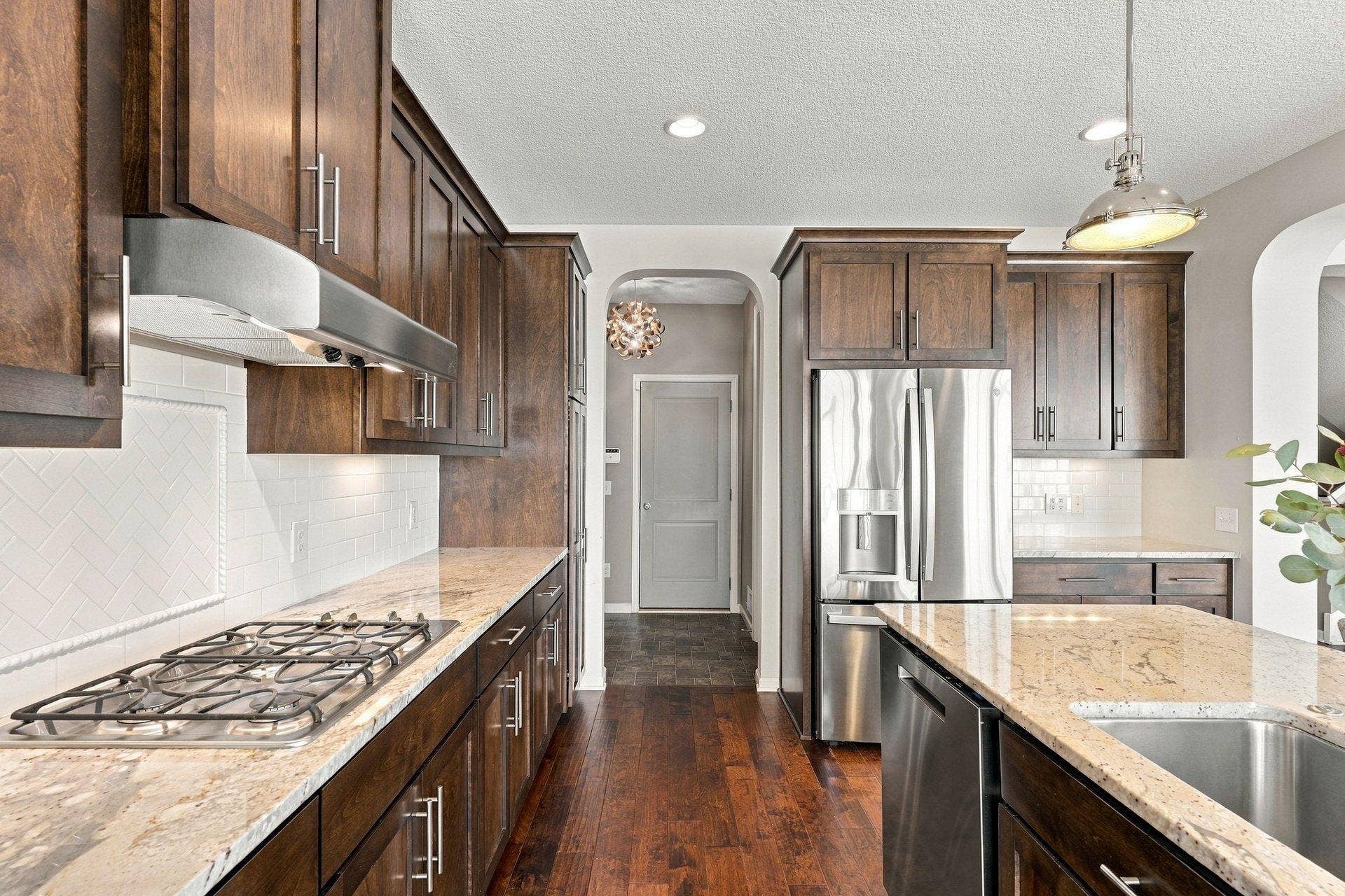 7662 Addisen Court, Inver Grove Heights, MN 55077 061_7662_addisen_ct_int_45_206.jpg