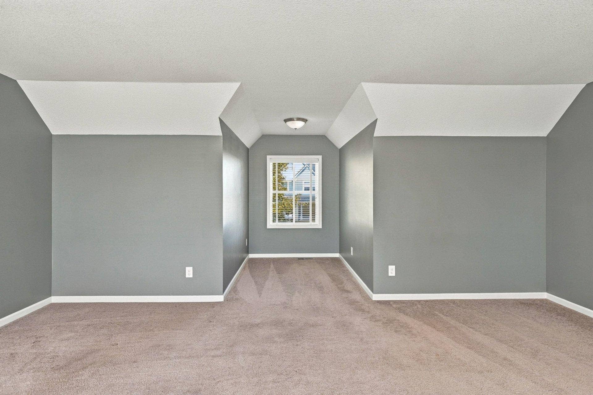 7662 Addisen Court, Inver Grove Heights, MN 55077 029_7662_addisen_ct_int_12_843.jpg