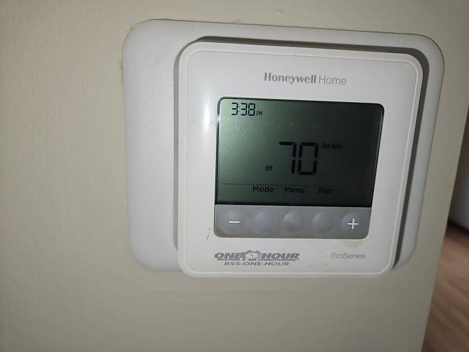 5553 Emerson Avenue N, Brooklyn Center, MN 55430 IMG_20260814_152307~2.jpg