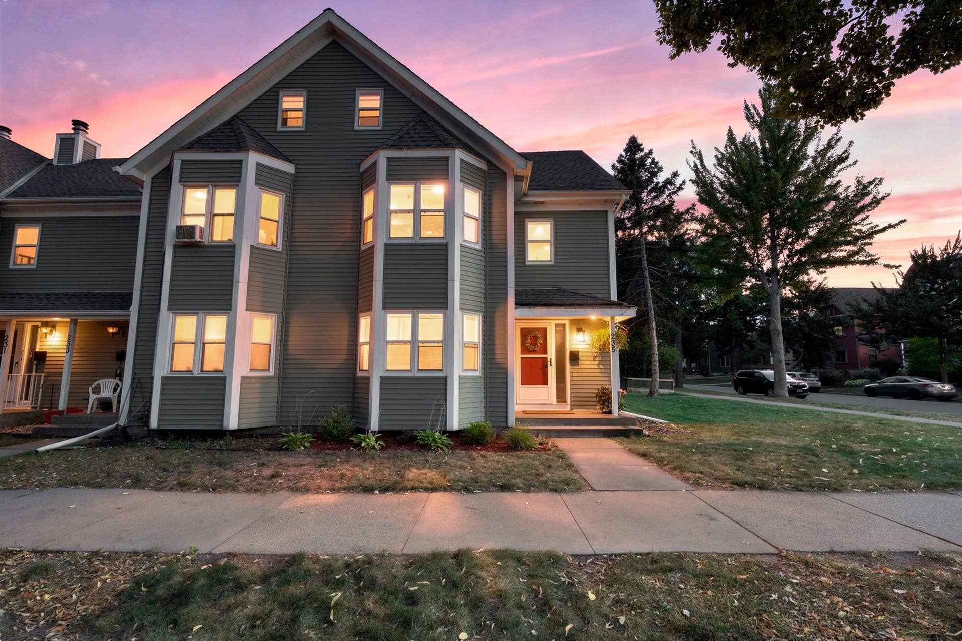 235 Kent Street, 101, Saint Paul, MN 55102 1-web-or-mls-235 N Kent St-14 copy.jpg