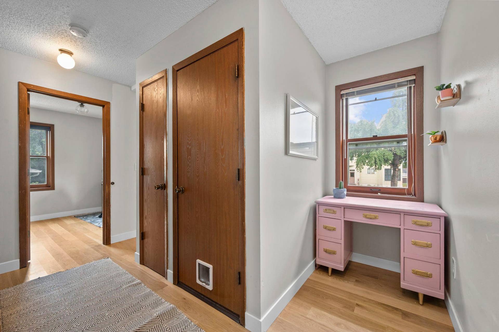 235 Kent Street, 101, Saint Paul, MN 55102 42-web-or-mls-235 N Kent St-235.jpg