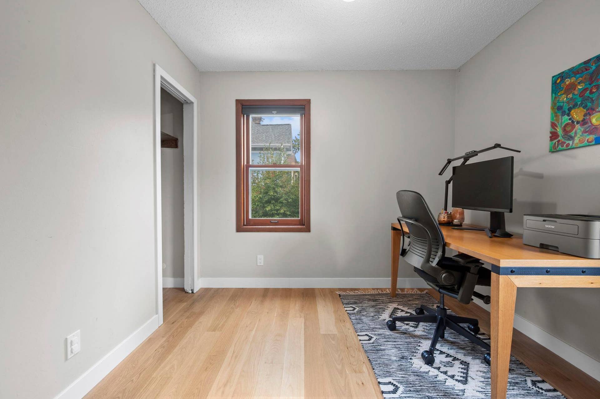 235 Kent Street, 101, Saint Paul, MN 55102 55-web-or-mls-235 N Kent St-215.jpg