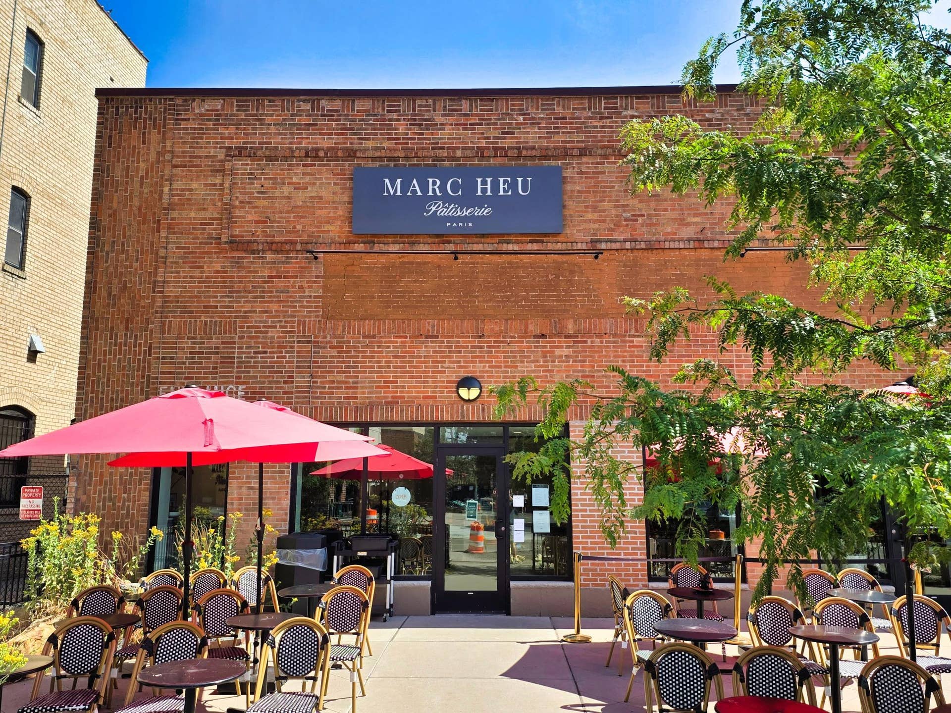 235 Kent Street, 101, Saint Paul, MN 55102 6 minute walk!