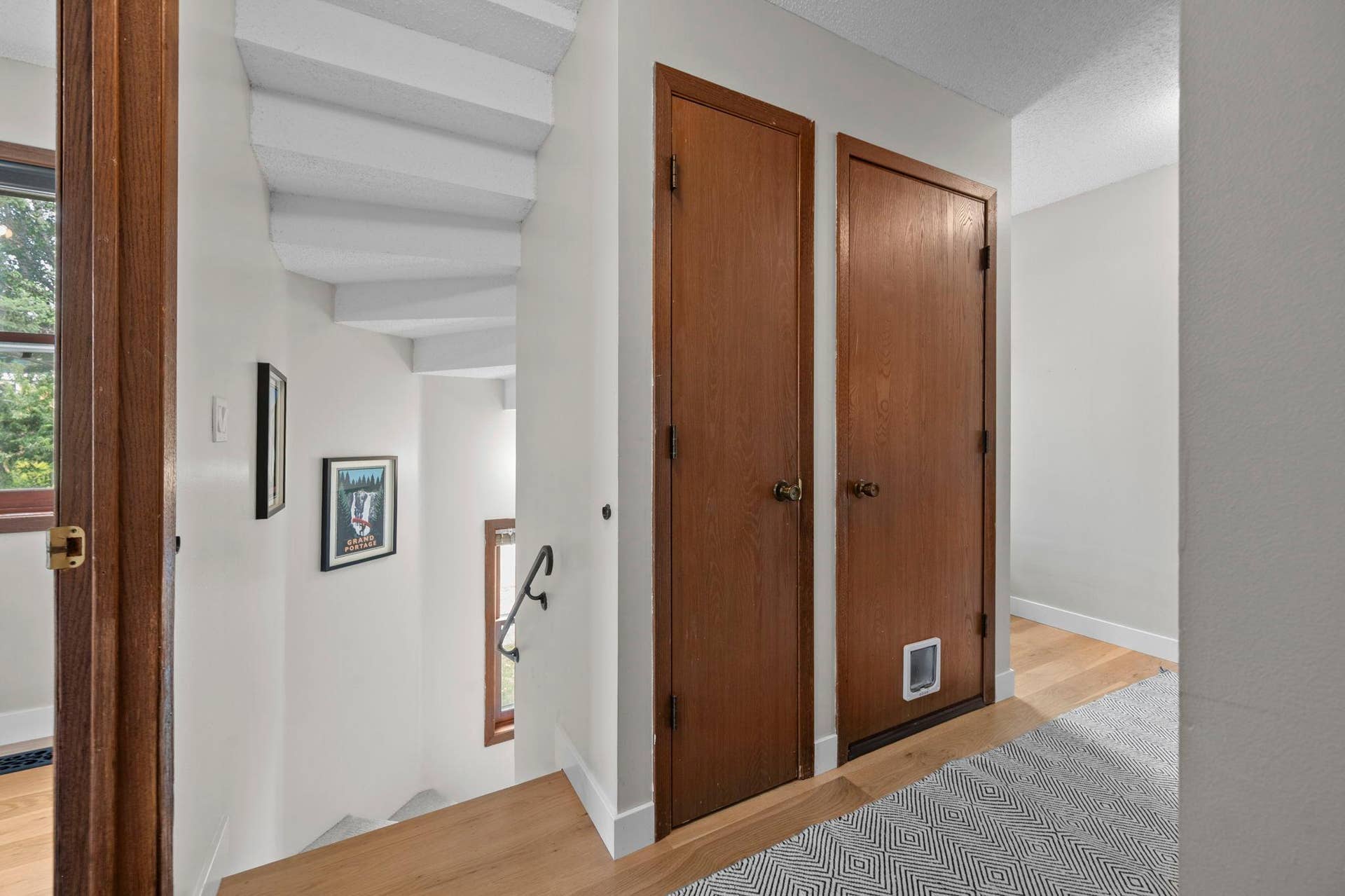 235 Kent Street, 101, Saint Paul, MN 55102 41-web-or-mls-235 N Kent St-209.jpg