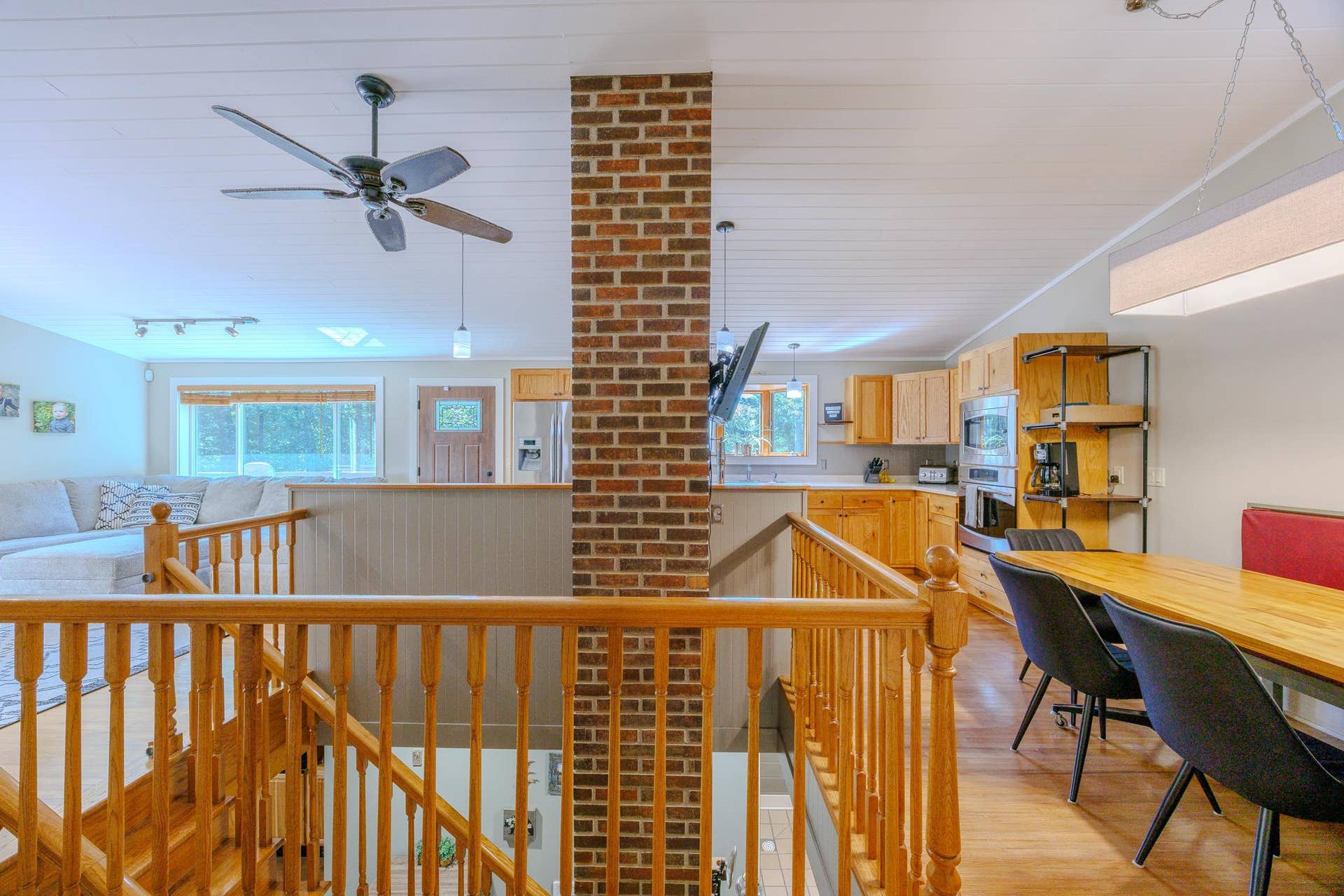 6351 Island View Drive NE, Bemidji, MN 56601 6351 Island View Drive NE, Bemidji, MN 56601