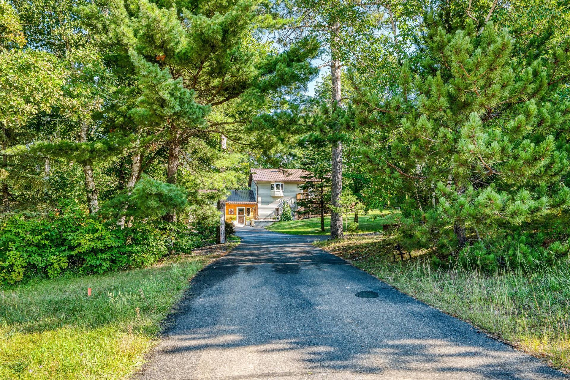 6351 Island View Drive NE, Bemidji, MN 56601 6351 Island View Drive NE, Bemidji, MN 56601