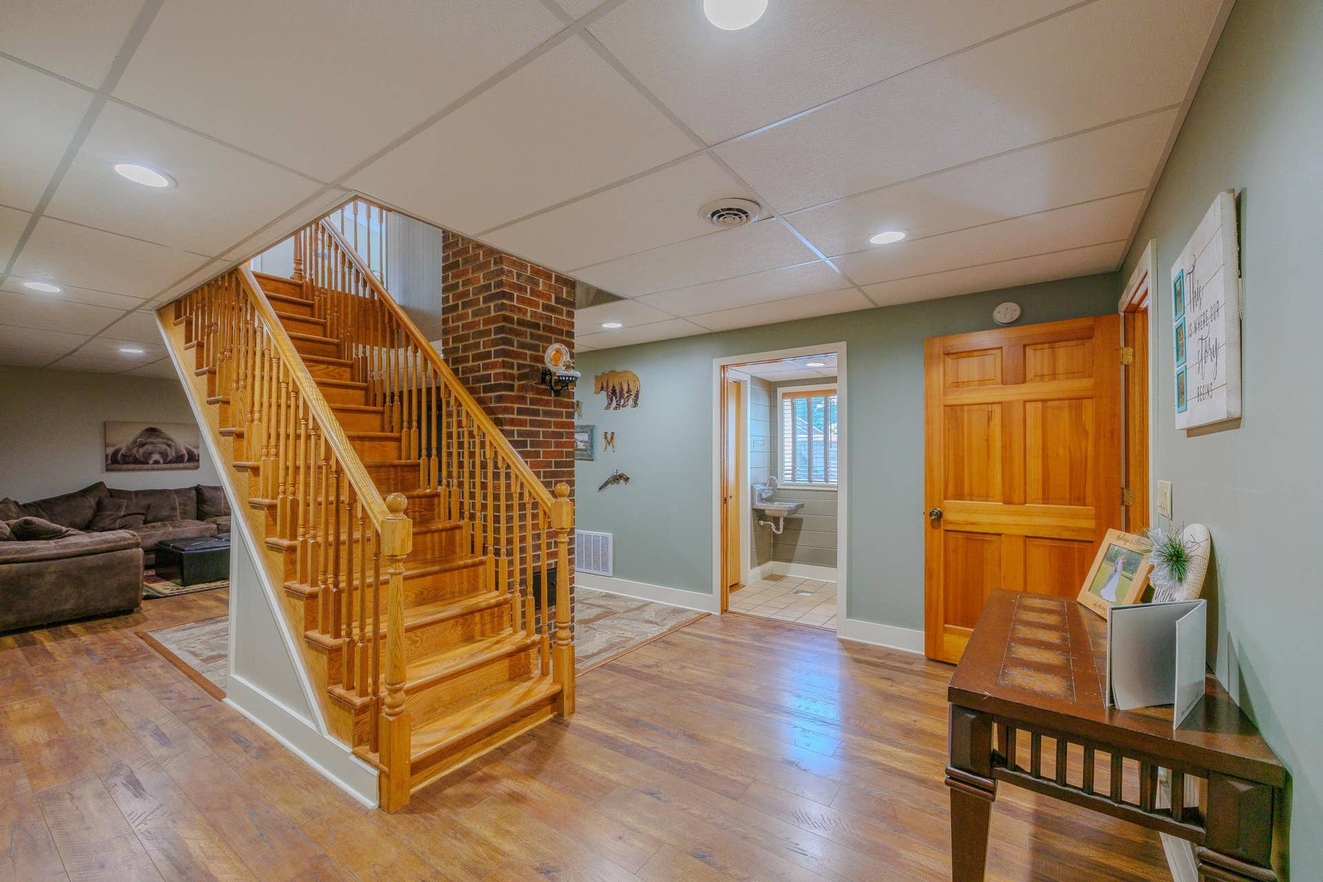 6351 Island View Drive NE, Bemidji, MN 56601 6351 Island View Drive NE, Bemidji, MN 56601