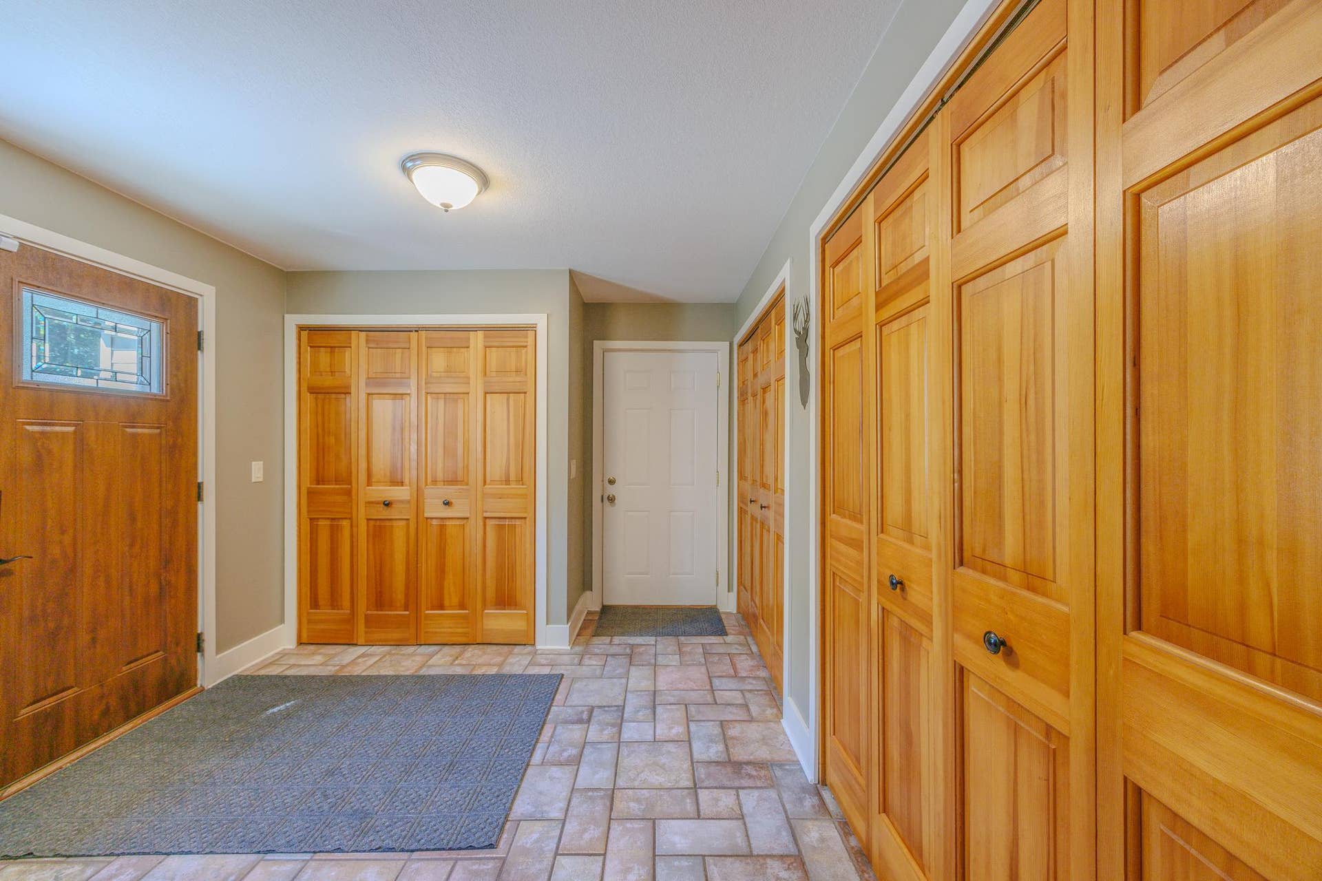 6351 Island View Drive NE, Bemidji, MN 56601 6351 Island View Drive NE, Bemidji, MN 56601