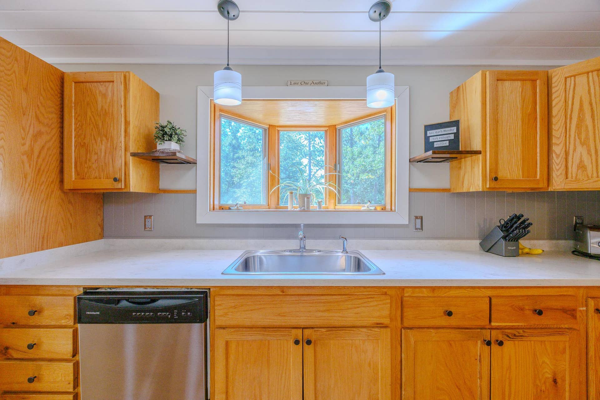 6351 Island View Drive NE, Bemidji, MN 56601 6351 Island View Drive NE, Bemidji, MN 56601