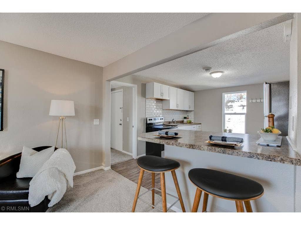 2834 15th Avenue S, 54, Minneapolis, MN 55407 41 Top unit kitchen.jpeg