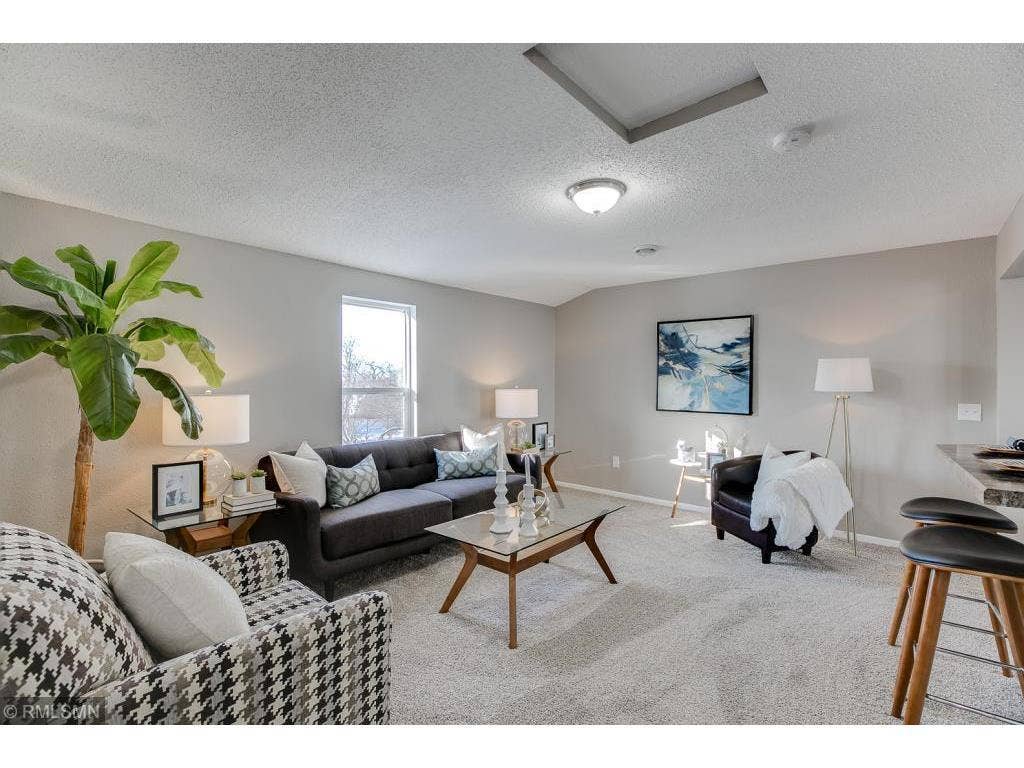 2834 15th Avenue S, 54, Minneapolis, MN 55407 44 Top unit living room.jpeg