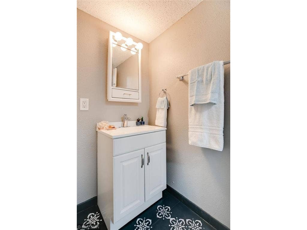 2834 15th Avenue S, 54, Minneapolis, MN 55407 49 Top unit bathroom.jpeg
