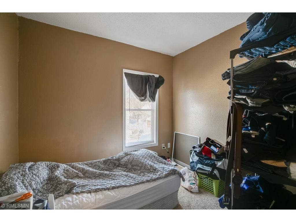 2834 15th Avenue S, 54, Minneapolis, MN 55407 26 Middle unit bedroom.jpeg