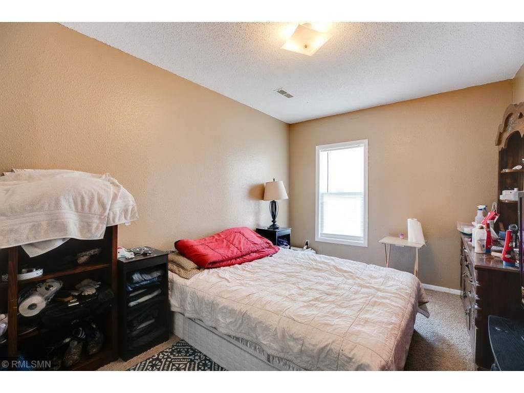 2834 15th Avenue S, 54, Minneapolis, MN 55407 27 Middle unit bedroom.jpeg