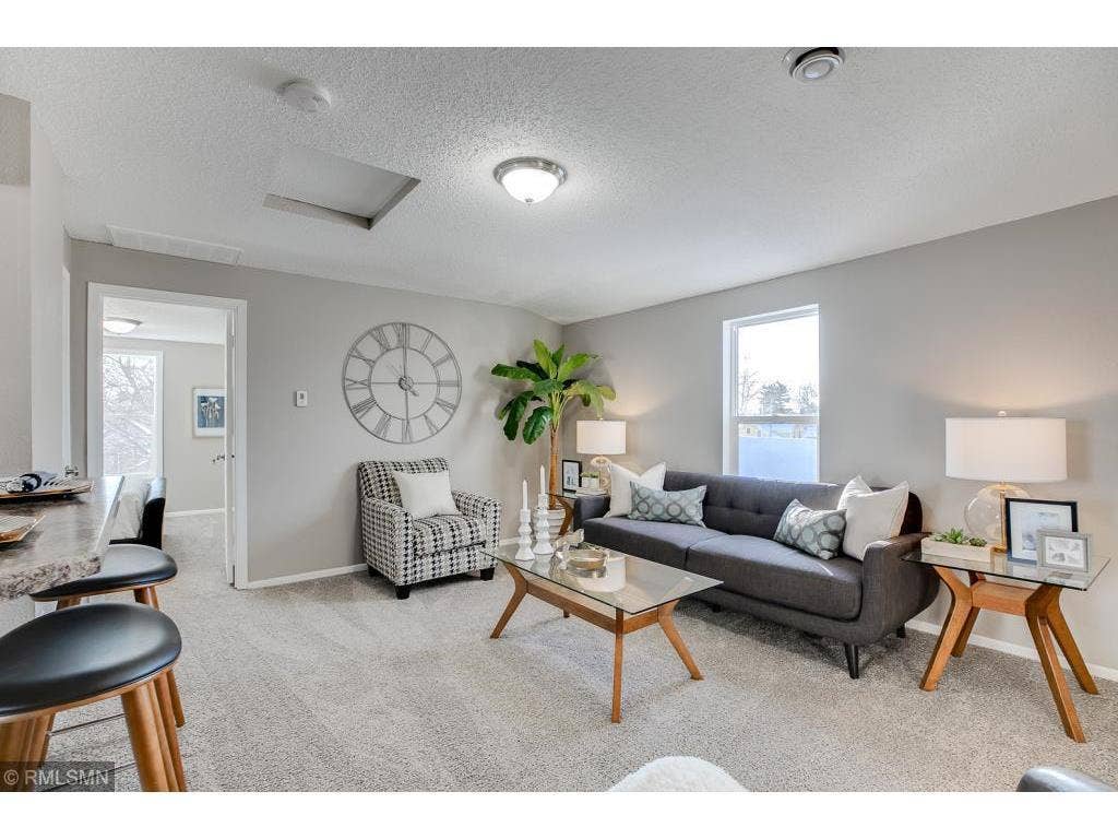 2834 15th Avenue S, 54, Minneapolis, MN 55407 42 Top unit living room.jpeg