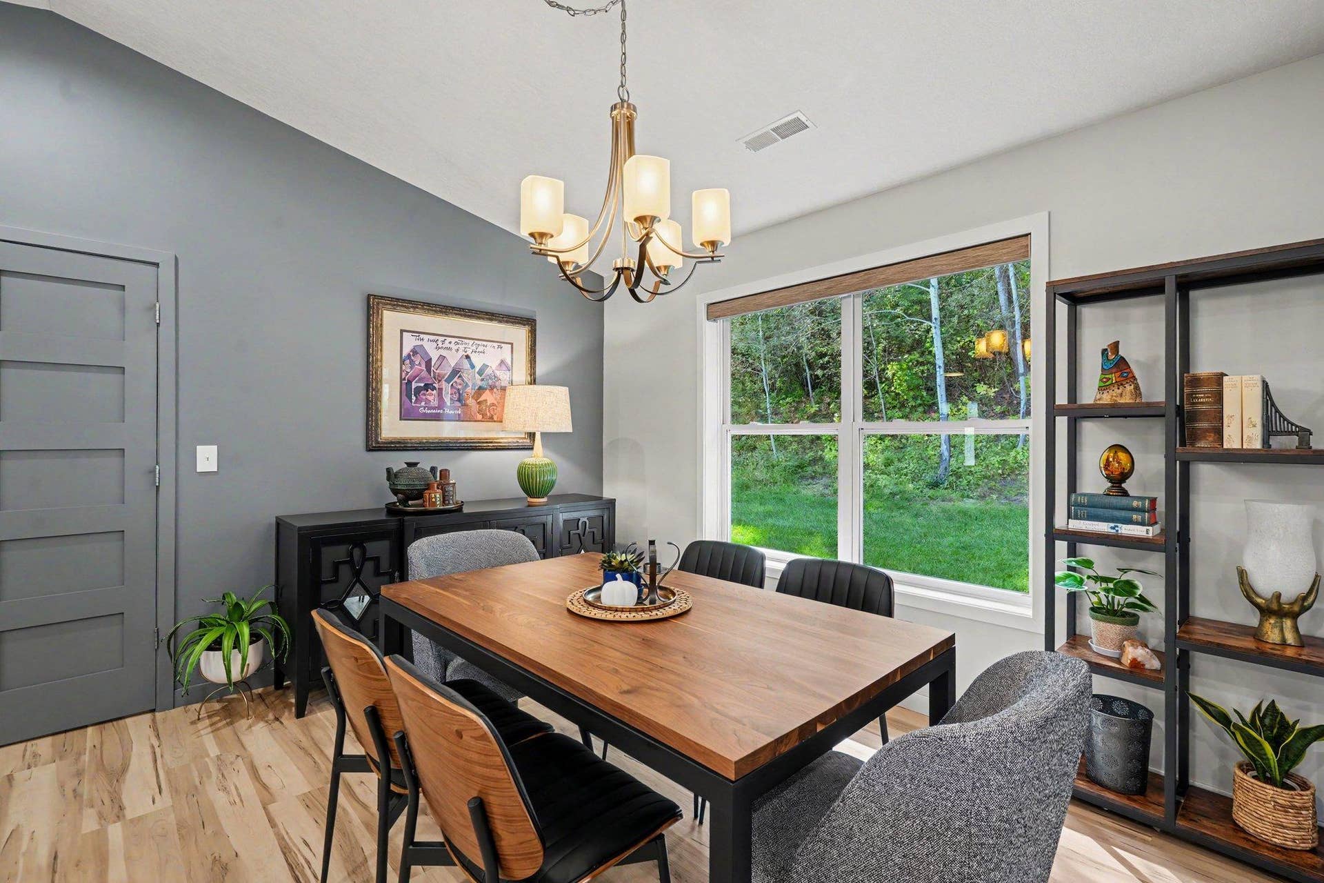 1148 Hewitt Boulevard, Red Wing, MN 55066 Dining Area