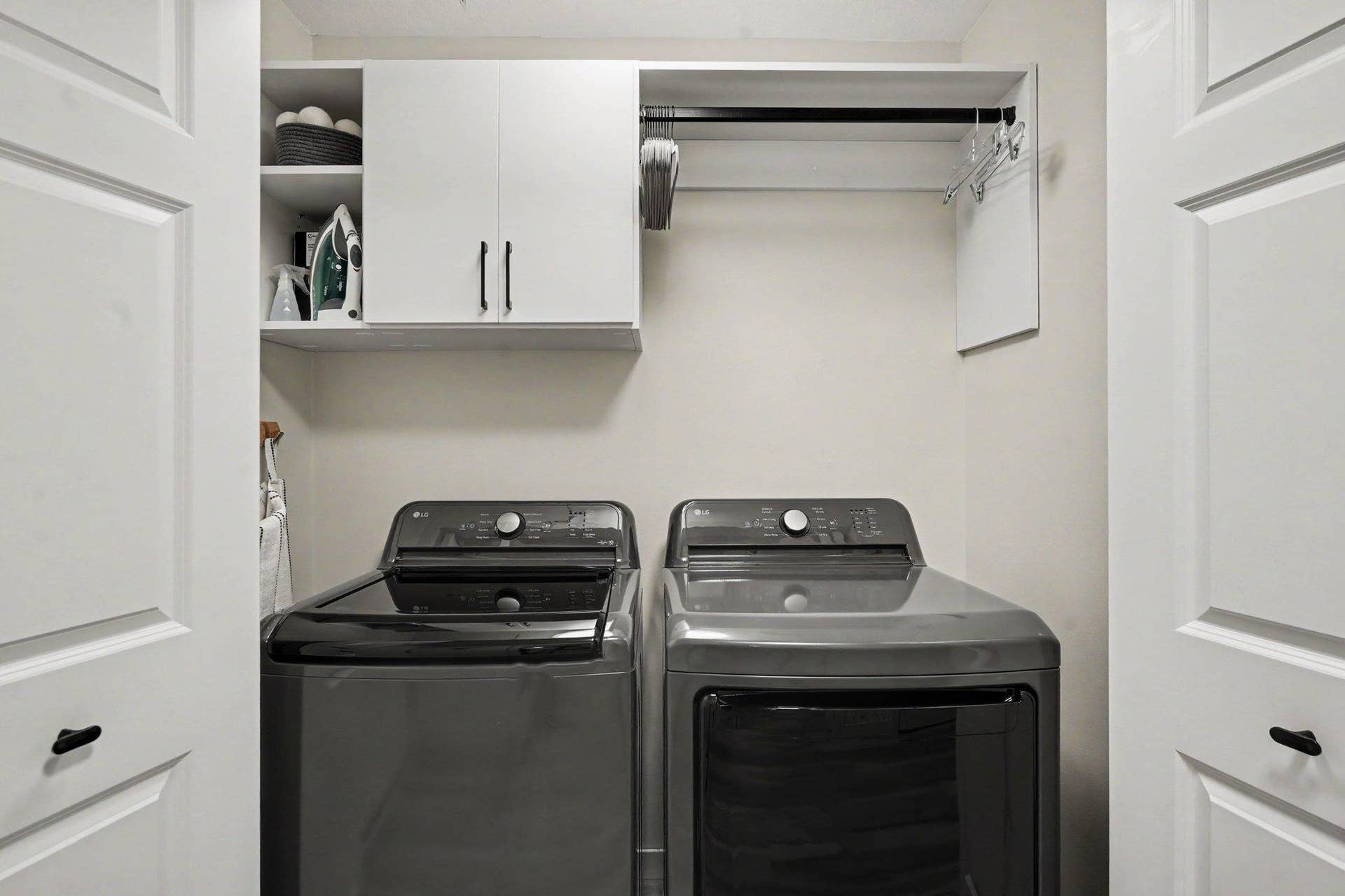 1148 Hewitt Boulevard, Red Wing, MN 55066 Laundry