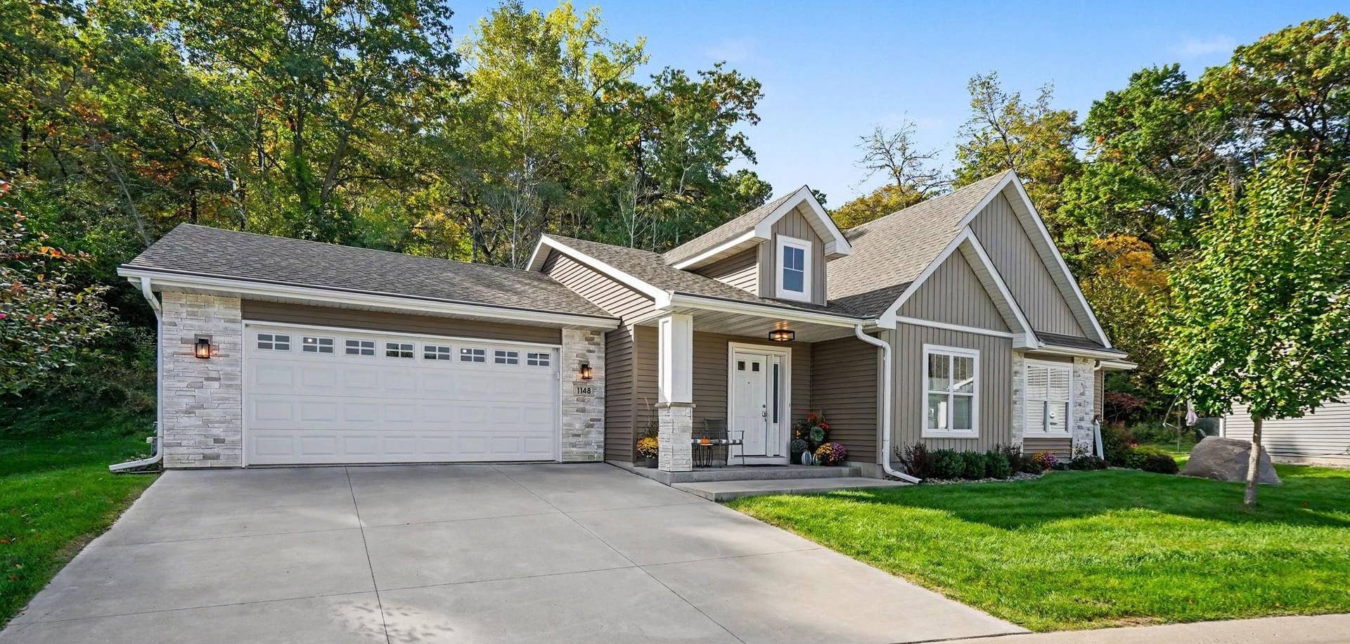 1148 Hewitt Boulevard, Red Wing, MN 55066 Front Exterior