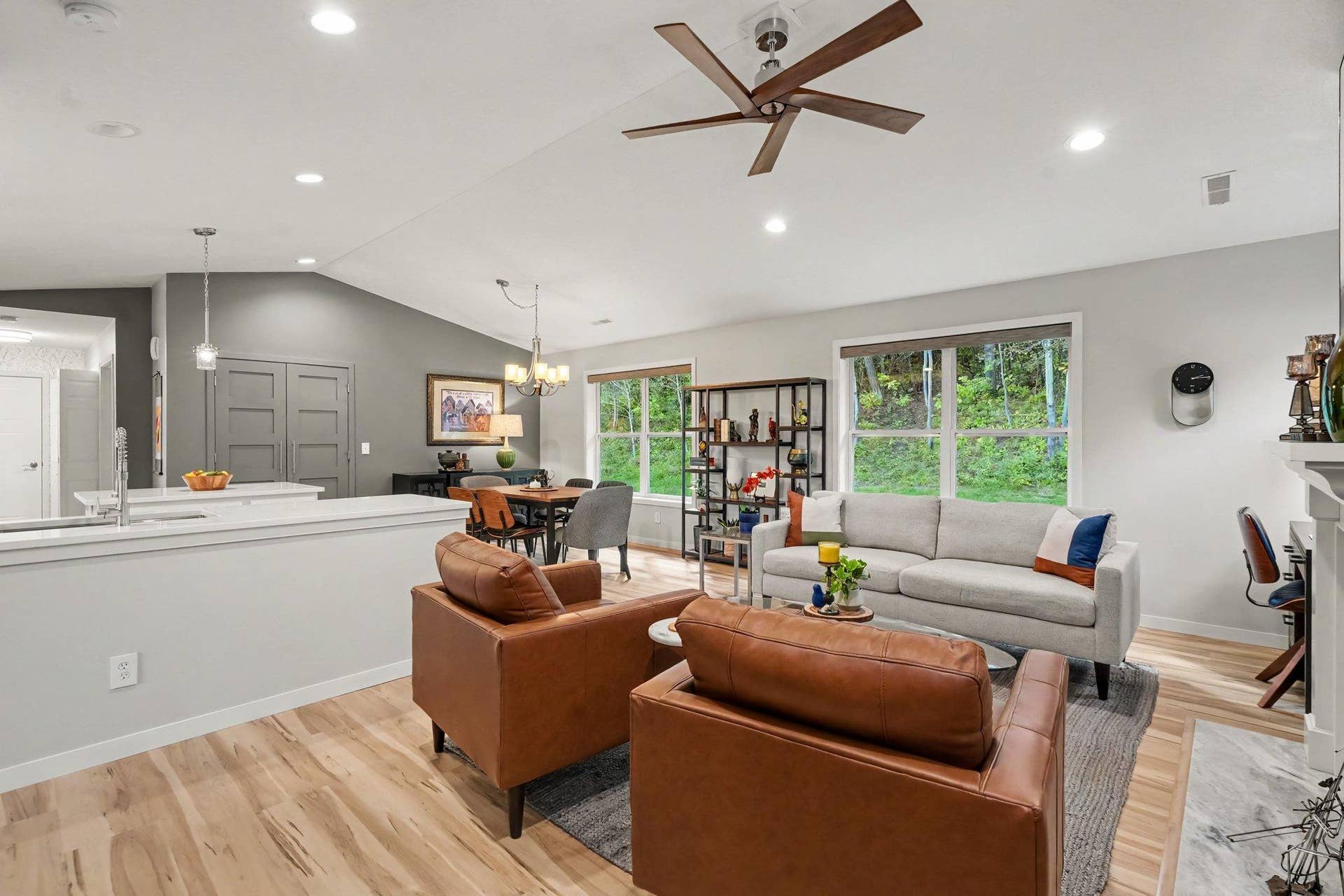 1148 Hewitt Boulevard, Red Wing, MN 55066 Living Room