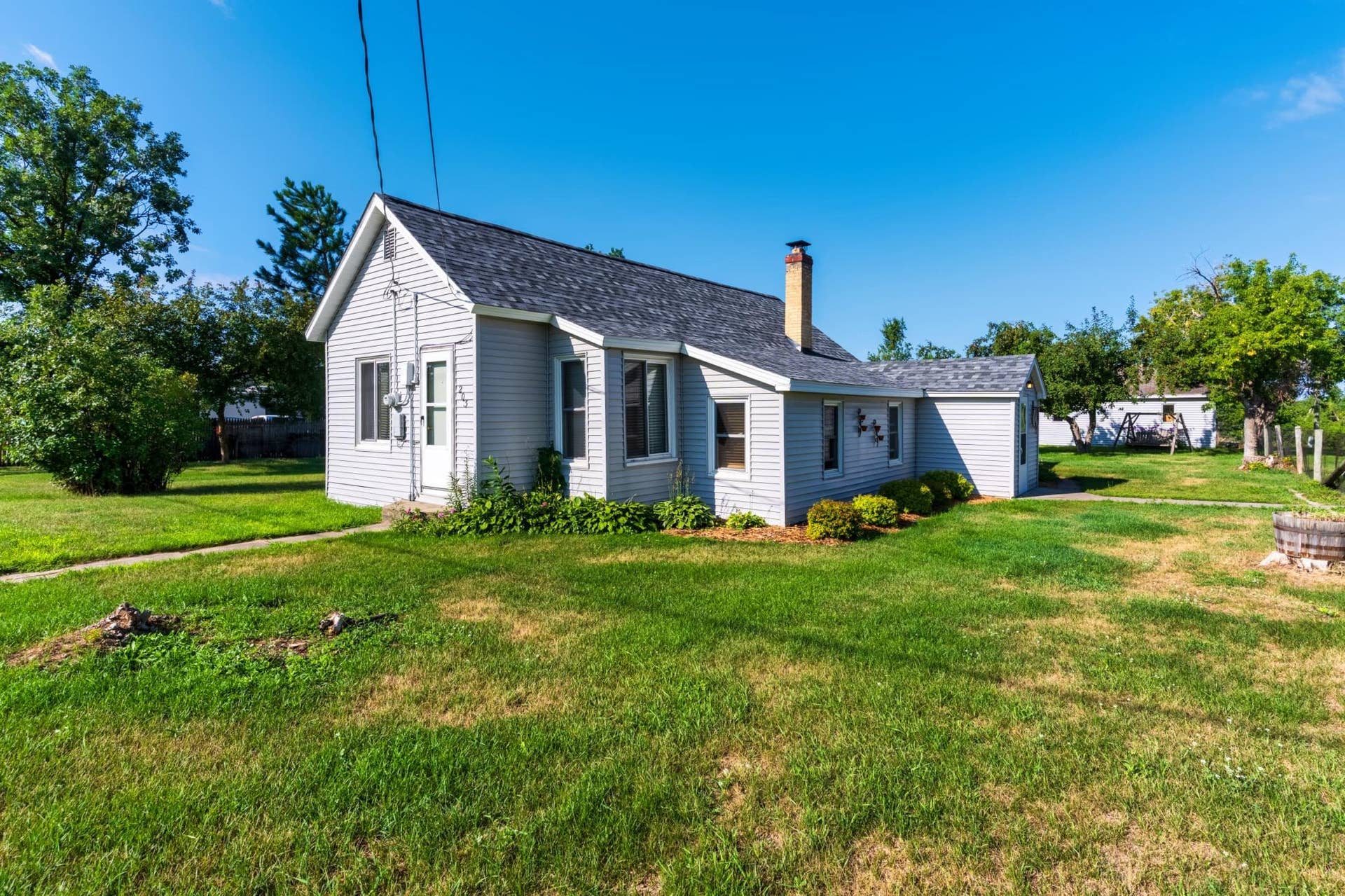 203 Mississippi Avenue SW, Bemidji, MN 56601 Backyard.jpeg