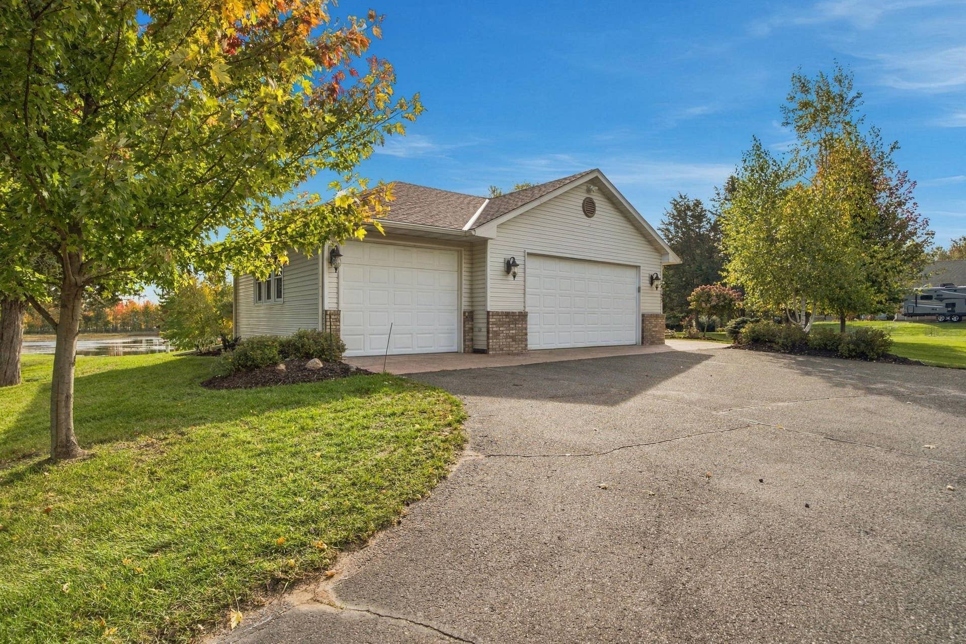 24125 Miller Avenue, Chisago City, MN 55013 24125 Miller Avenue, Chisago City, MN 55013