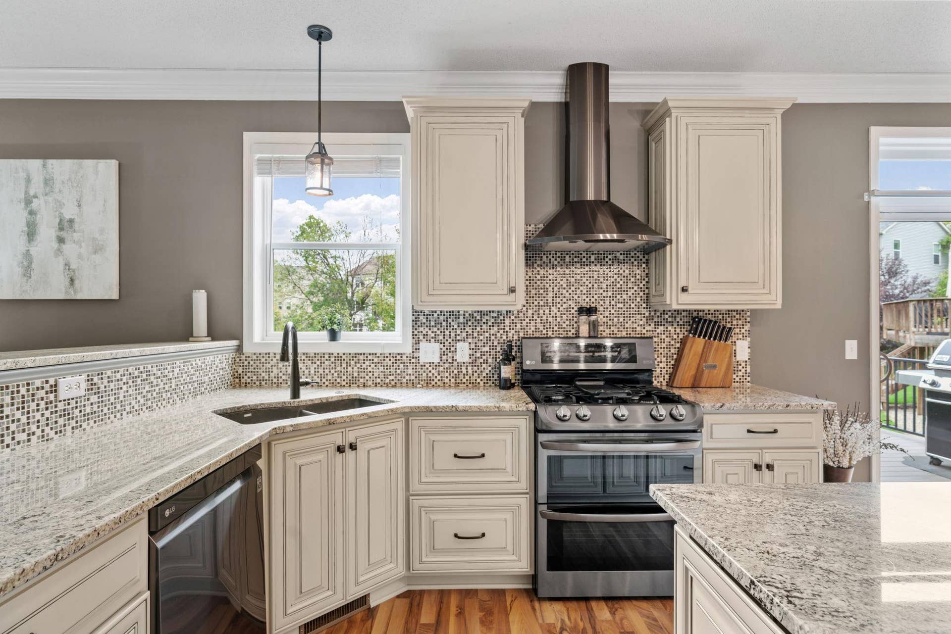 6765 Queensland Lane N, Maple Grove, MN 55311 31-web-or-mls-6765 Queensland Ln N-31.jpg