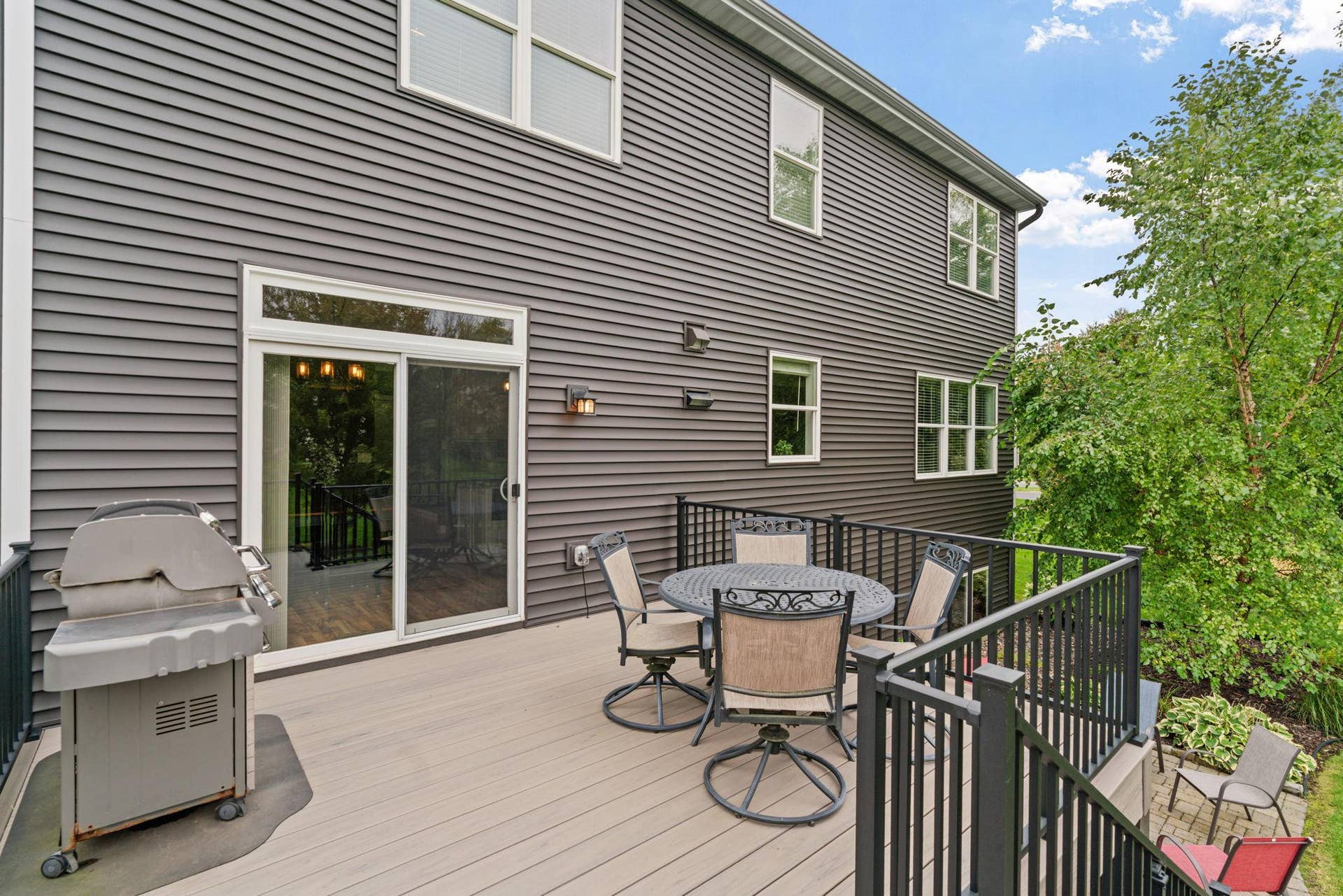 6765 Queensland Lane N, Maple Grove, MN 55311 12-web-or-mls-6765 Queensland Ln N-12.jpg