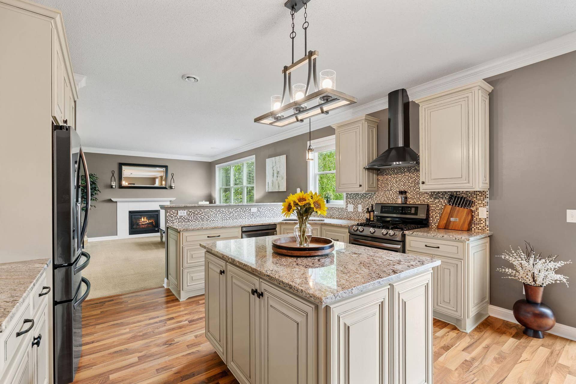 6765 Queensland Lane N, Maple Grove, MN 55311 32-web-or-mls-6765 Queensland Ln N-32.jpg