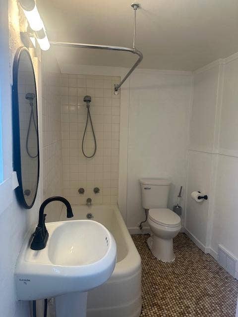 2311 Birchmont Drive NE, Bemidji, MN 56601 Bath.jpeg