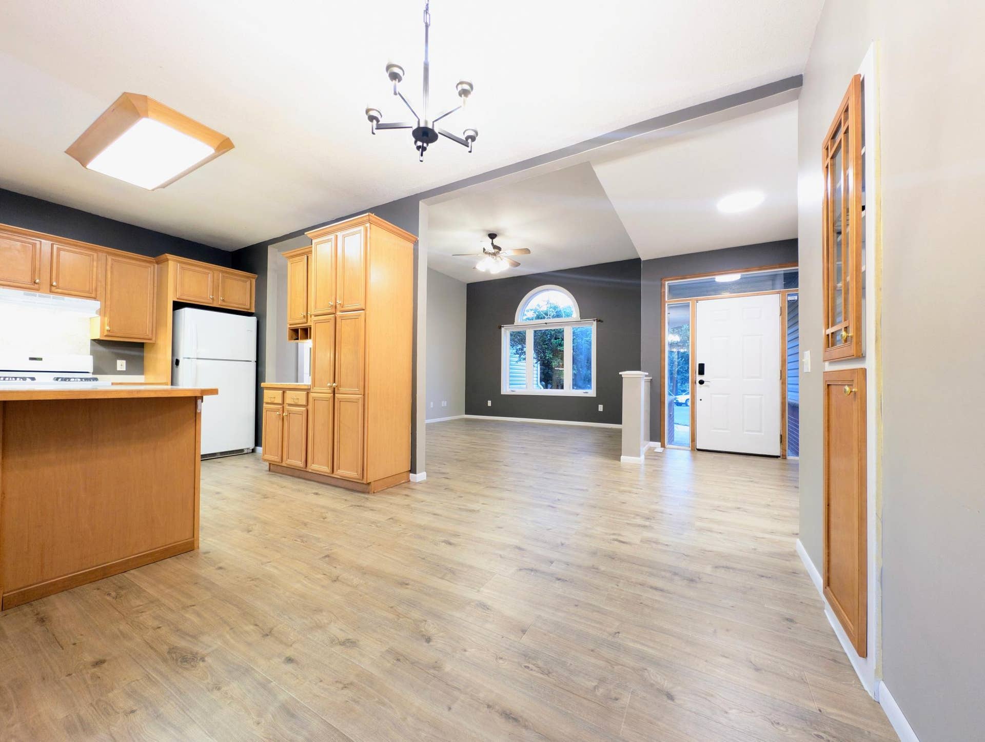 2100 Sibley View Court, Northfield, MN 55057 PXL_20260627_014544247~2.jpg