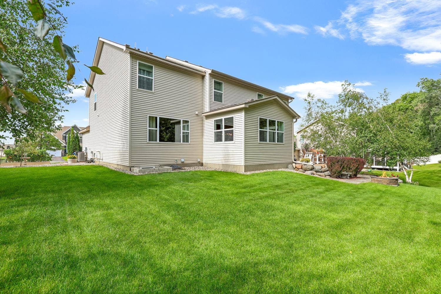 2147 Spring Lake Court, Shakopee, MN 55379 2147 Spring Lake Ct, Shakopee, MN 55379-79.jpg