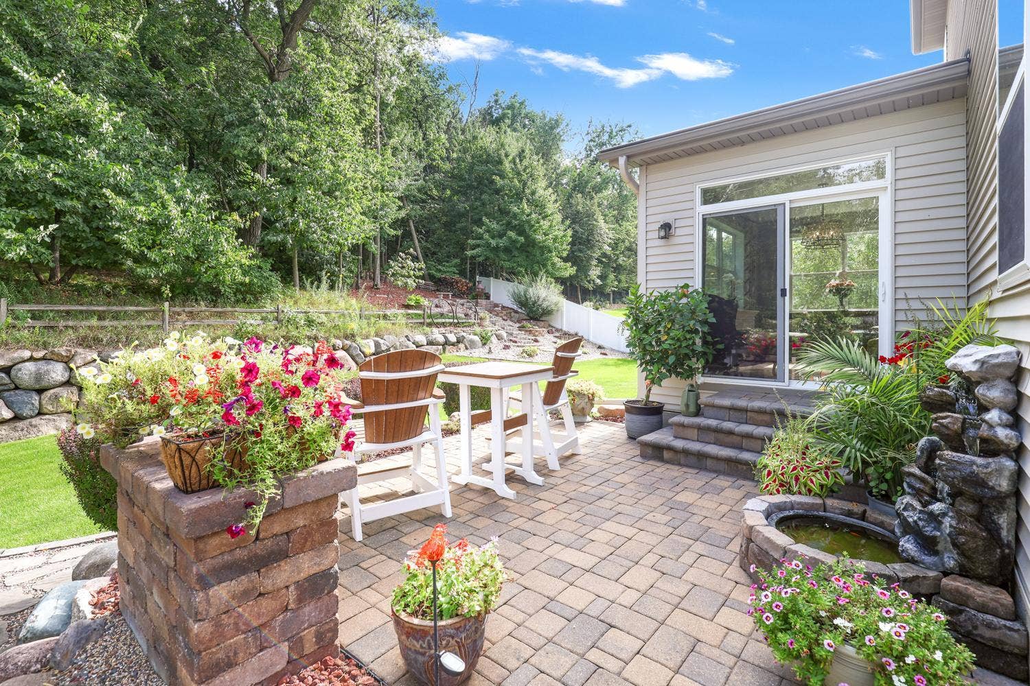 2147 Spring Lake Court, Shakopee, MN 55379 2147 Spring Lake Ct, Shakopee, MN 55379-73.jpg