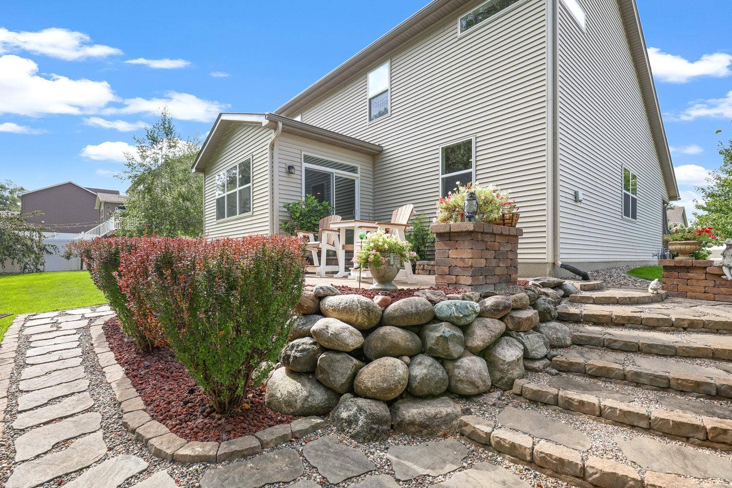 2147 Spring Lake Court, Shakopee, MN 55379 2147 Spring Lake Ct, Shakopee, MN 55379-74.jpg