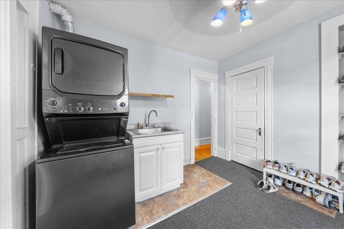 1517 W Lake Street, 23, Minneapolis, MN 55408 10-SNY04344.jpg